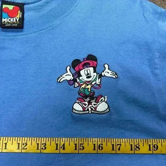 Vintage Mickey Mouse tshirt size large - Picture 2 of 9